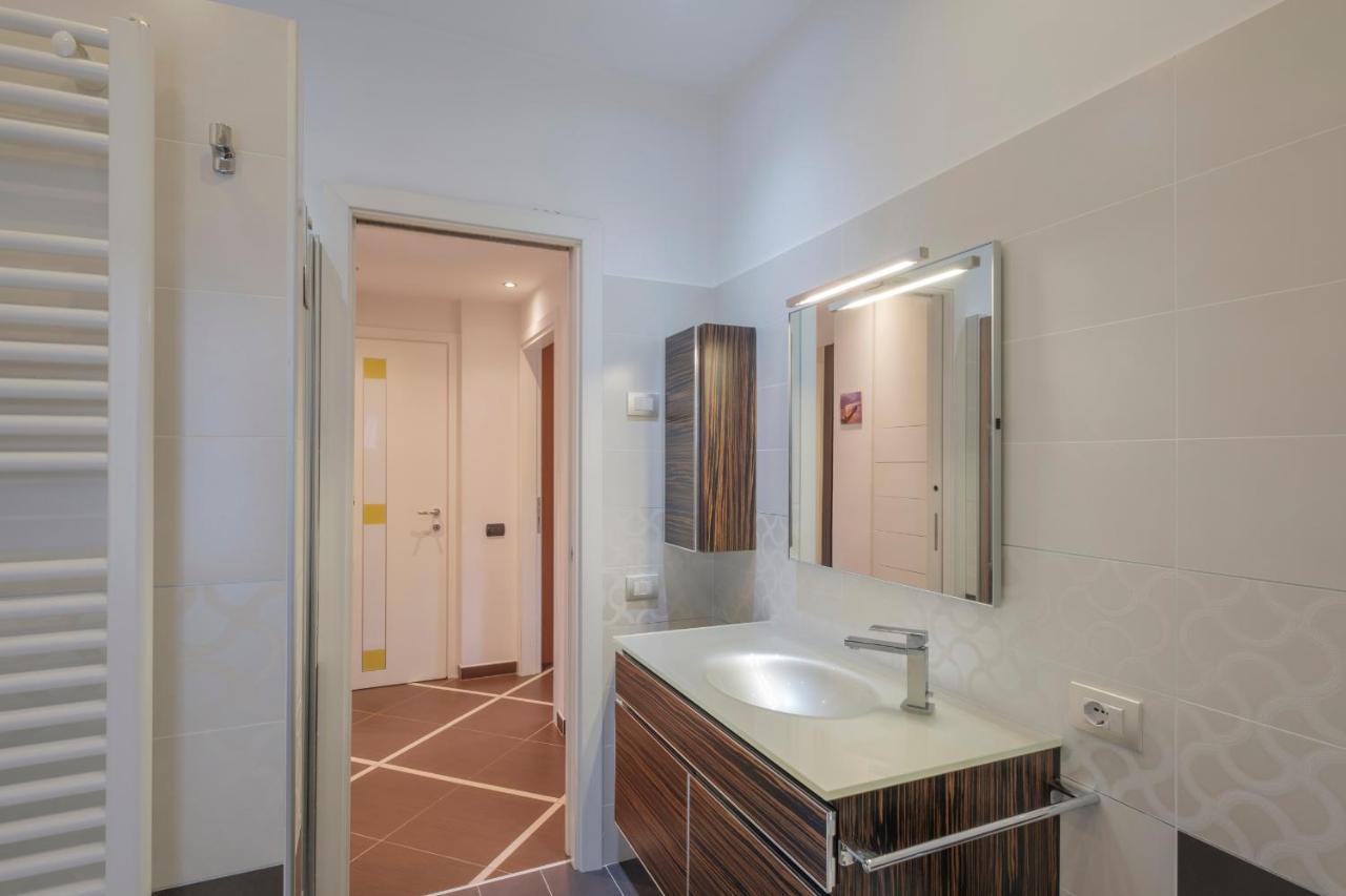 Aura Home Sirmione - 2 Bedrooms Apartment Εξωτερικό φωτογραφία
