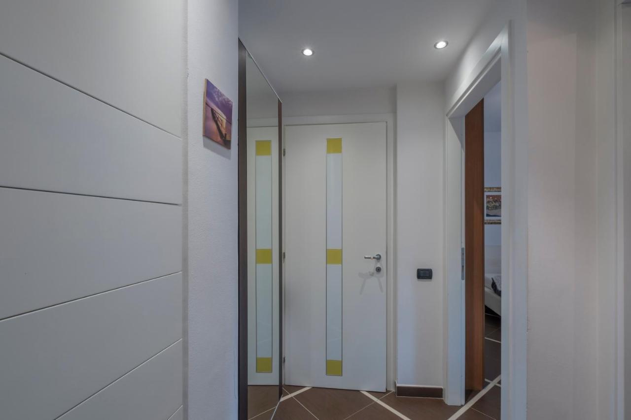 Aura Home Sirmione - 2 Bedrooms Apartment Εξωτερικό φωτογραφία